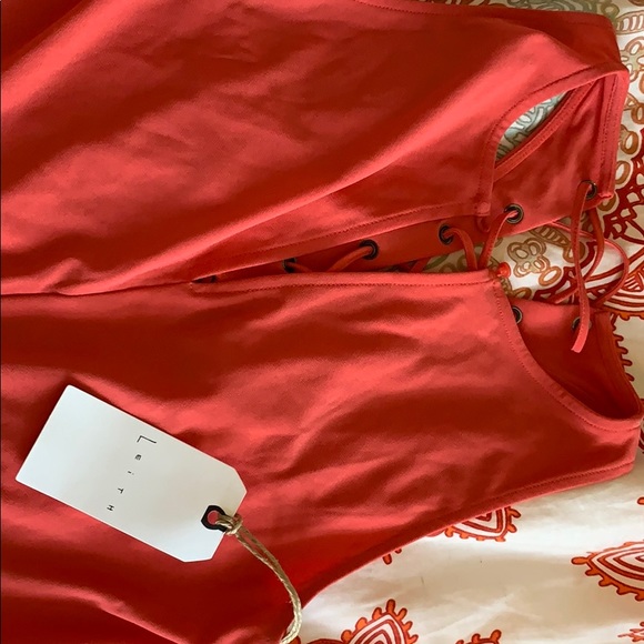 brand new coral romper - Picture 2 of 2